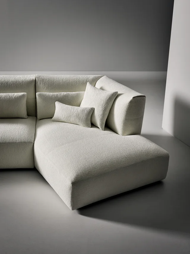 Bonaldo Aldebaran: Pale modular sofa with straight and curved elements · View 4