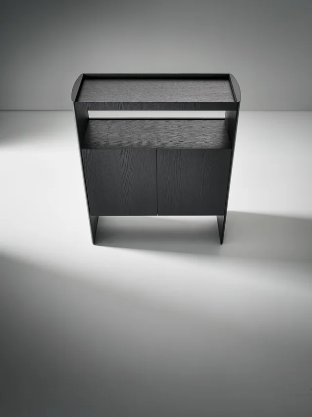 Bonaldo Alicanto: Alicanto High: tall sideboard with open upper compartment · View 2