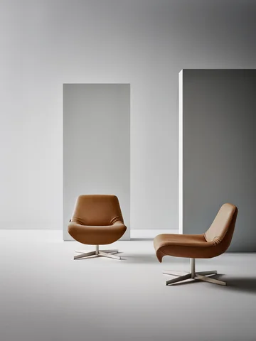 Bonaldo Ellison: Brauner Loungesessel mit geneigtem Rücken und Viersternfuß · Ansicht 1
