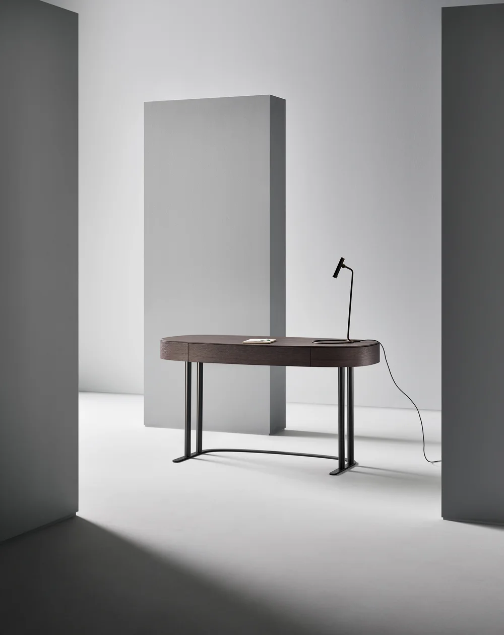 Bonaldo Isabey Desk: Desk with rounded corners and paired slender supports · View 1