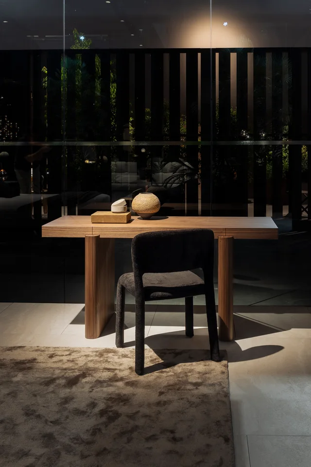 Bonaldo Salone del Mobile 2026: Milan fair presentation with seating groups, tables and bedrooms · View 12