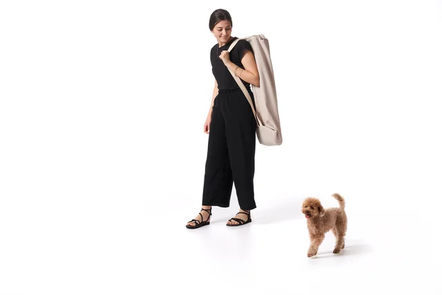 Opinion Ciatti Berberé: Low dog bed with a wooden frame and stretched surface · View 8