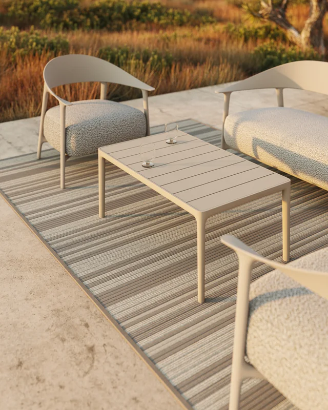 VONDOM AFRICA: gepolsterter Sessel und Sofa mit niedriger gerippter Tischfläche